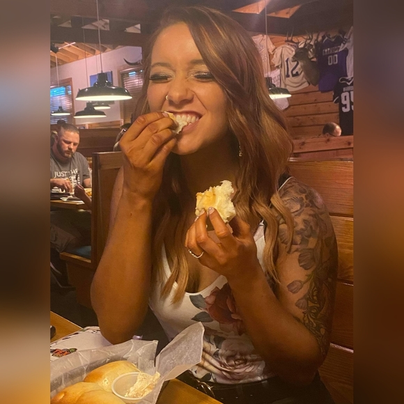 Meet your Posher, Andrea - Picture 11 of 12